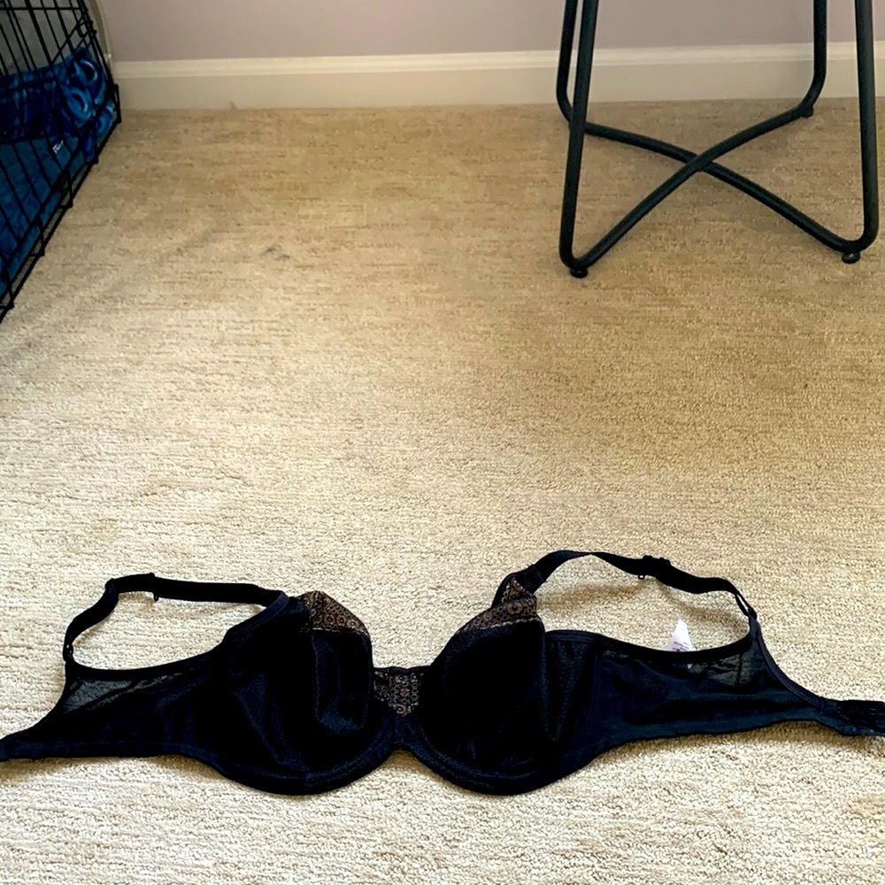 Elomi Bra like new!